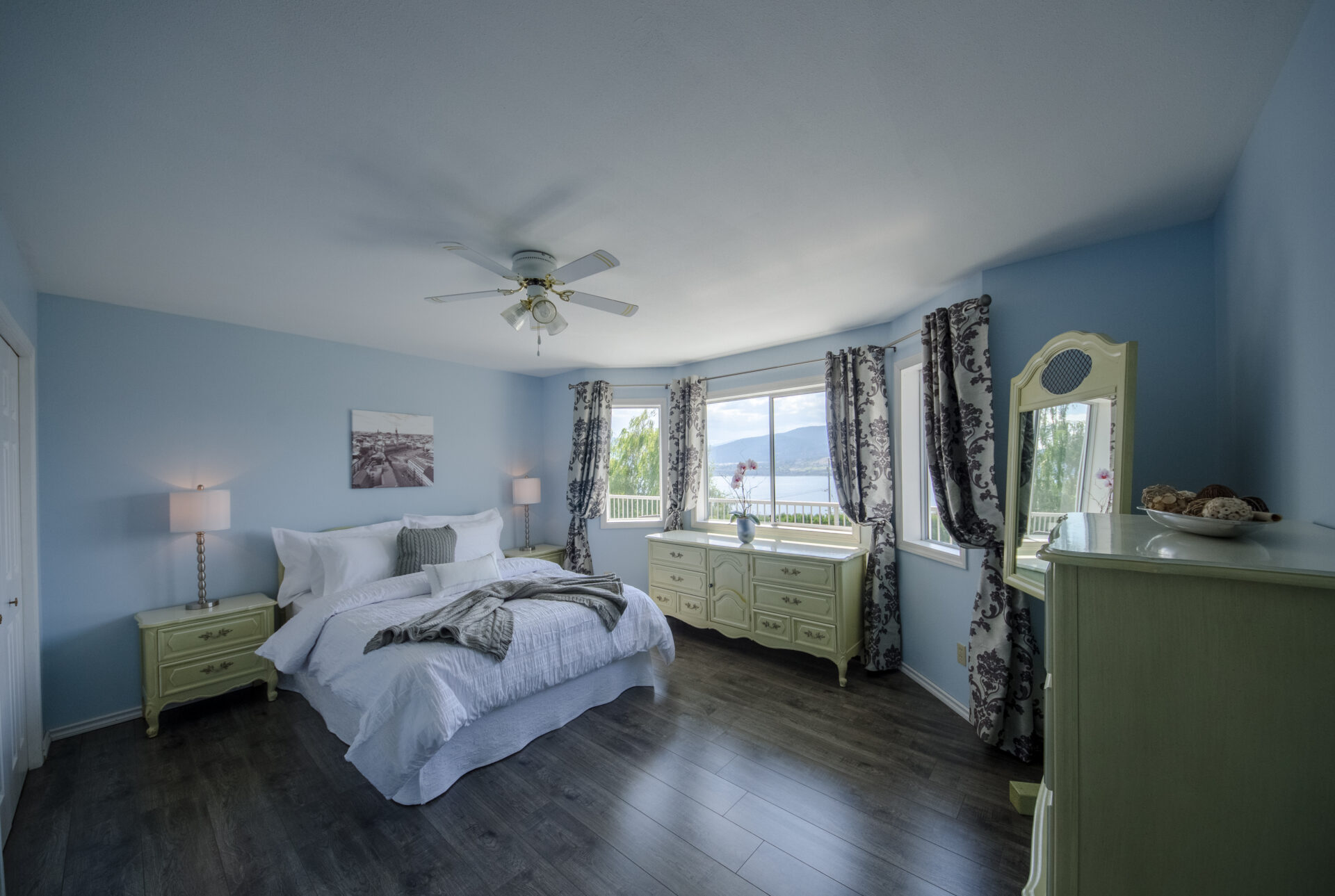 HAMBURG 1 bedroom SUITE - masterbedroom -