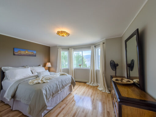 MÜNCHEN 2 bedroom SUITE -master bedroom-