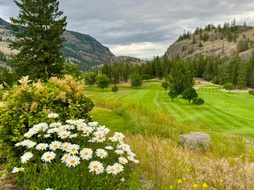 Twin Lakes Golf Course & RV Park